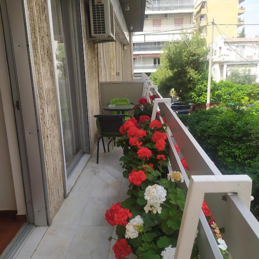 Maria'S Cozy Apartment In Palaio Faliro Athen Exterior foto